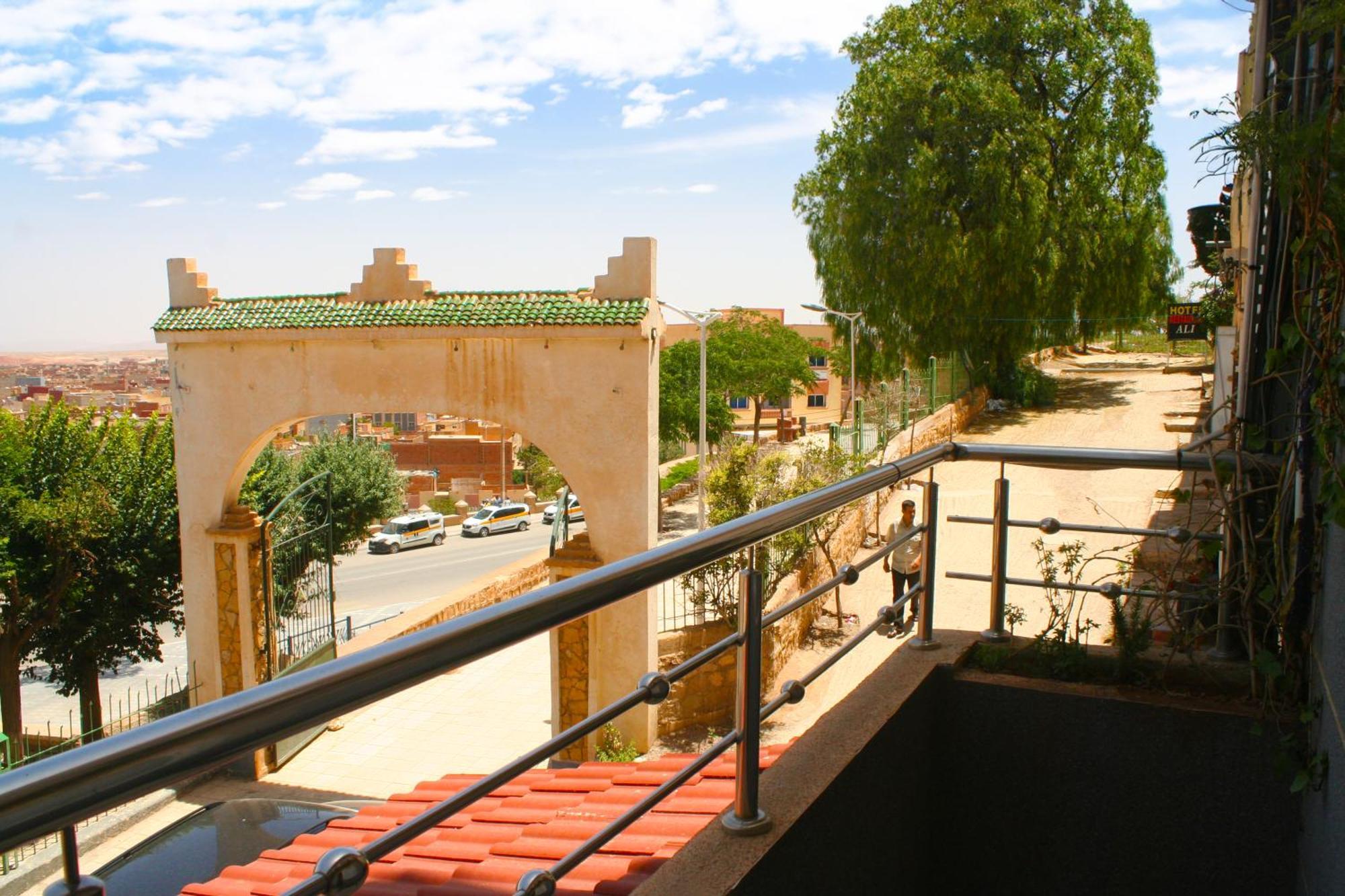Hotel Restaurant Bougafer Midelt Exterior photo